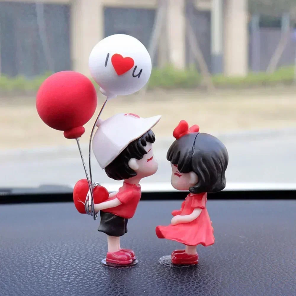 Cute Resin Couple Figurine