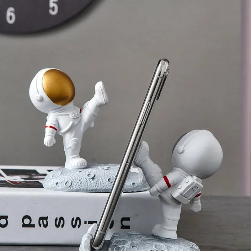 Nordic Style Astronaut Resin Phone Stand