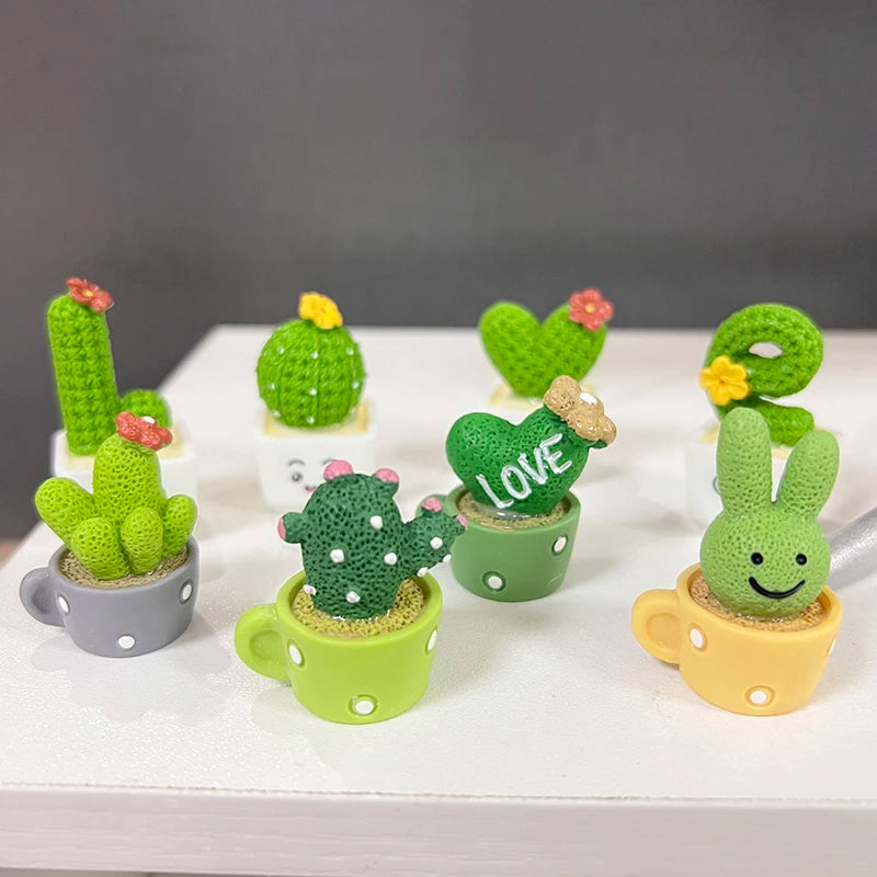 4Pcs Resin Succulent & Cactus Mini Plants